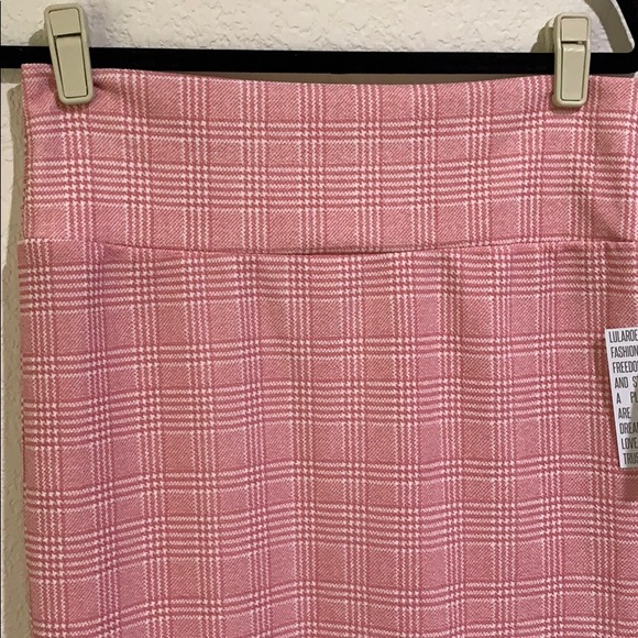 NWT LuLaRoe Cassie Pencil Skirt - Picture 3 of 4